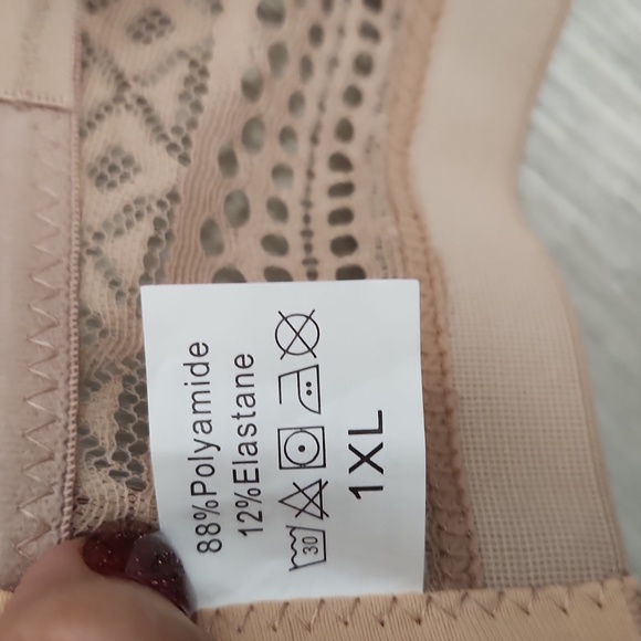 Women's Plus Size Bra - Picture 3 of 5